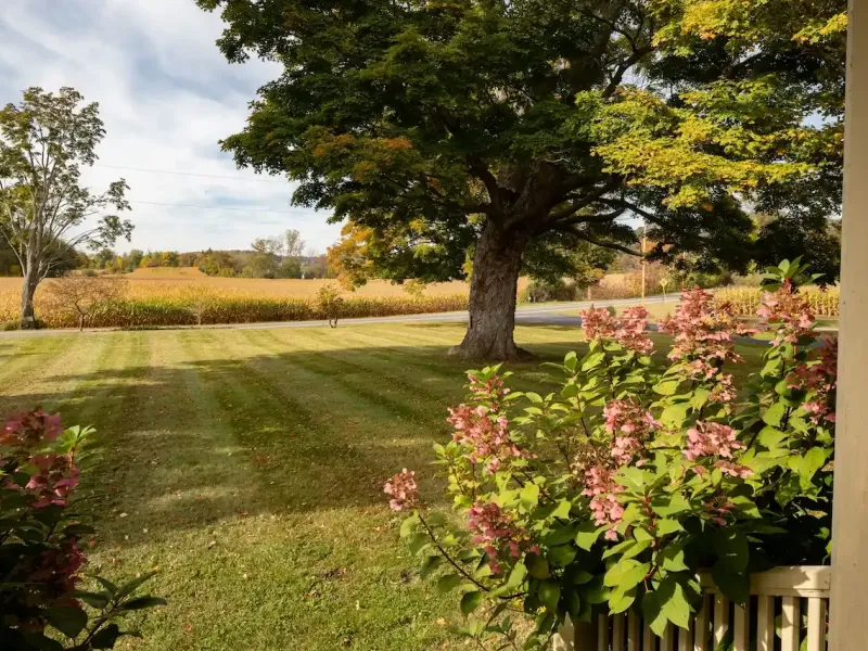 https://harneyrealestate.com/listings/1030-county-route-27a-ancram-ny- – image 6