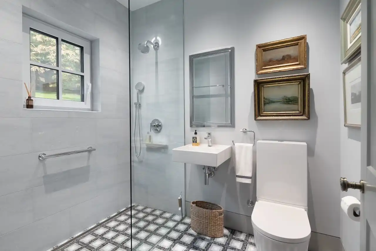 Privacy & Perfection In Falls Village – image 19