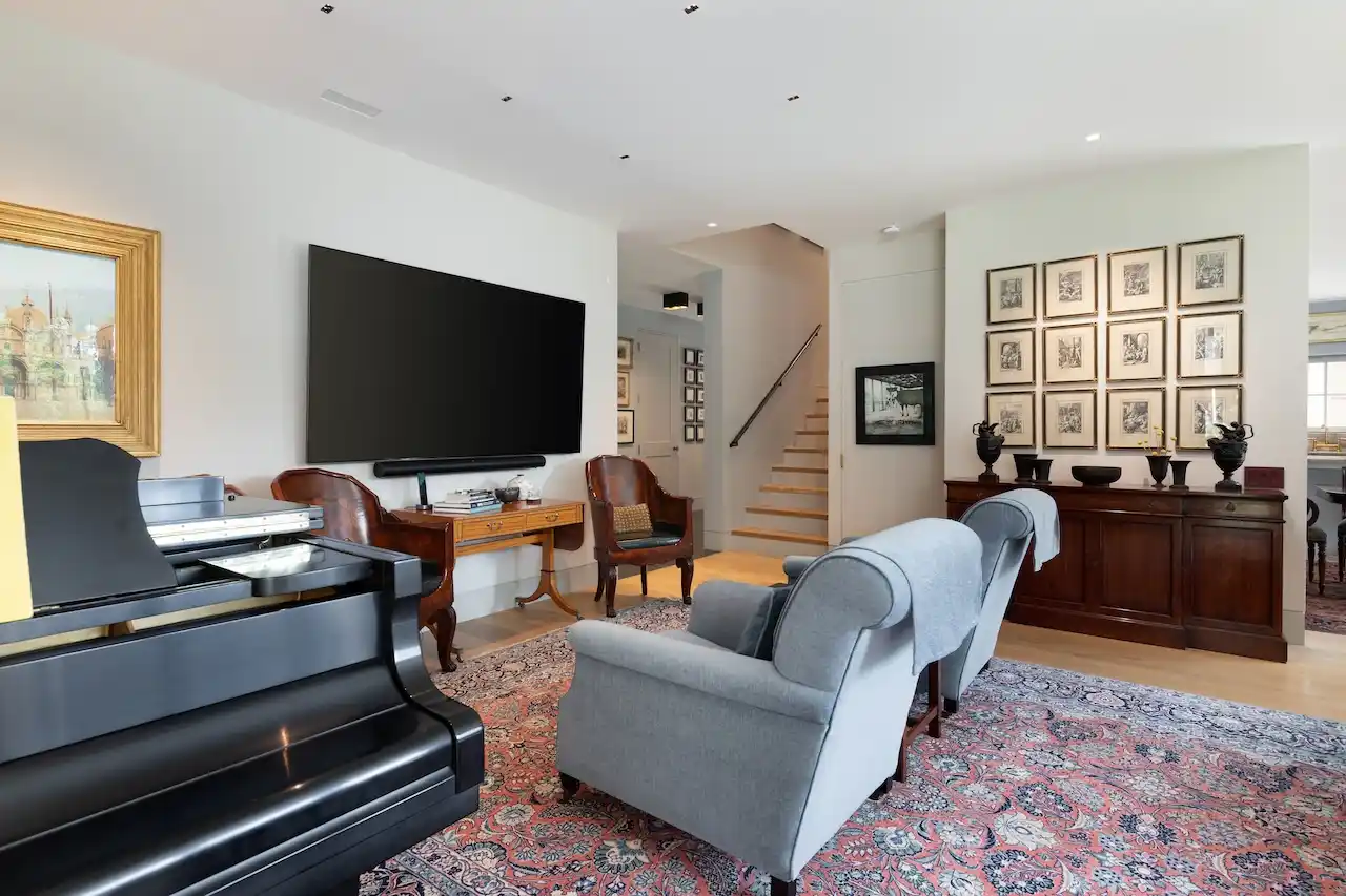 Privacy & Perfection In Falls Village – image 20