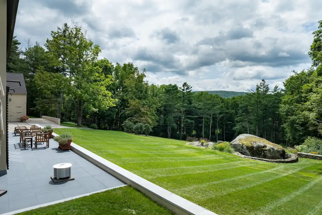 Privacy & Perfection In Falls Village – image 9