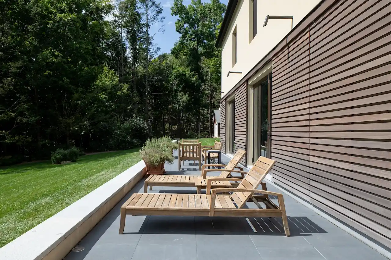 Privacy & Perfection In Falls Village – image 11