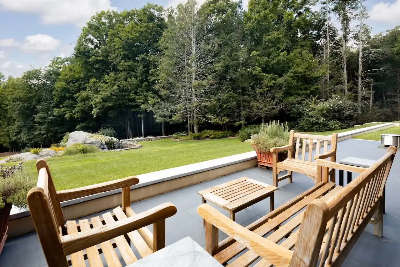 Privacy & Perfection In Falls Village – image 12
