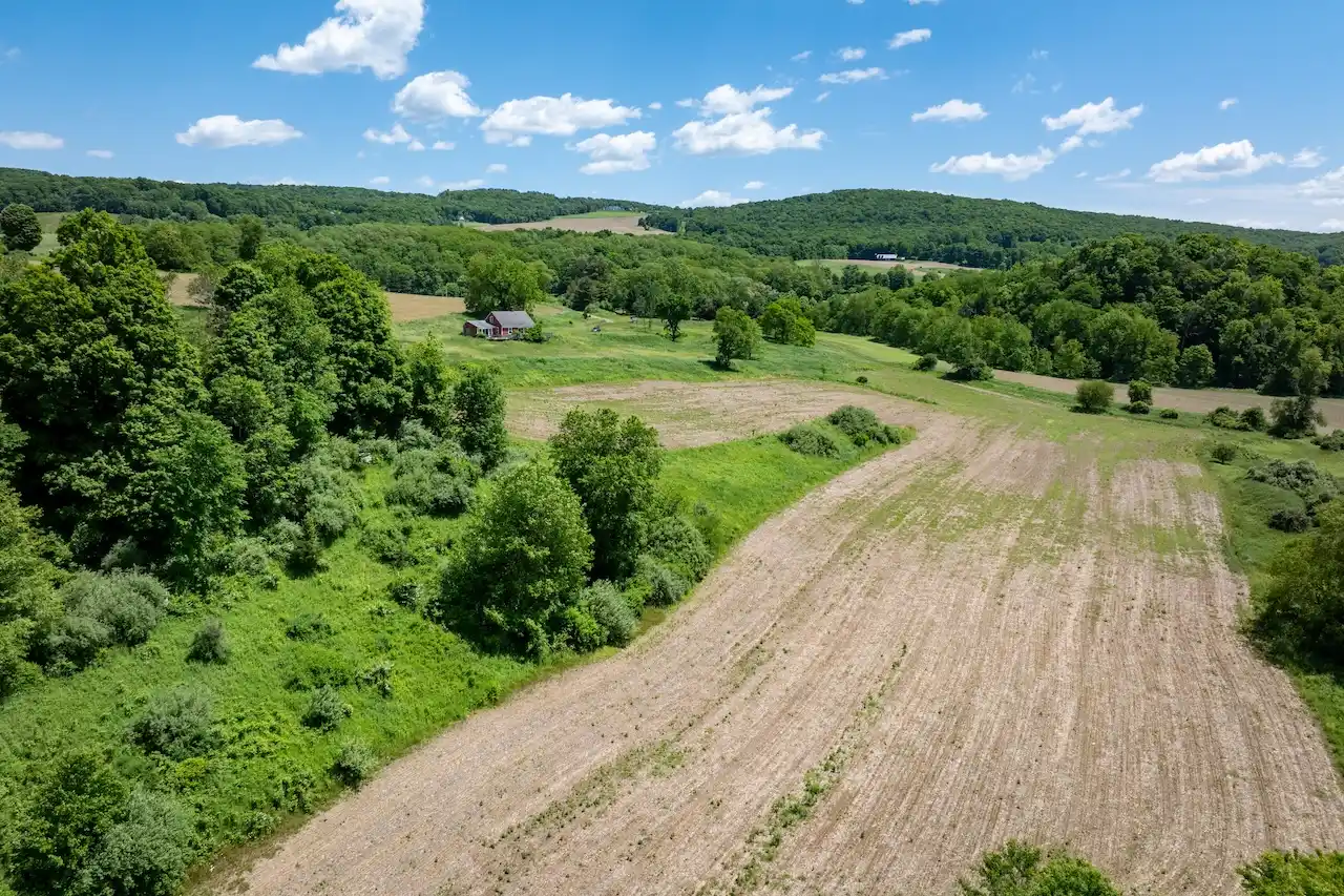 Shekomeko Valley: 150-acre Hudson Valley Estate Land – image 2