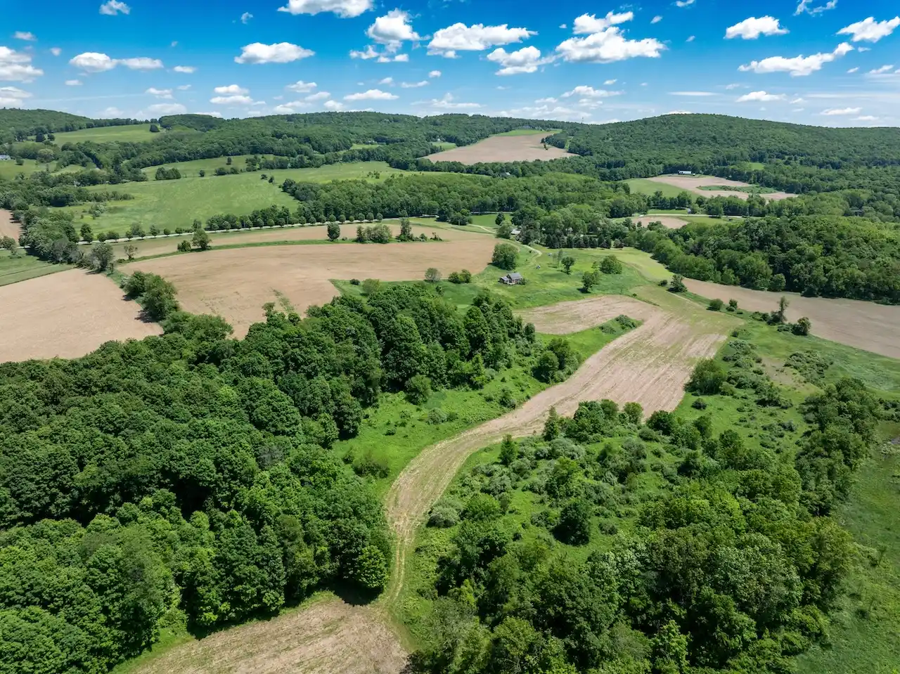Shekomeko Valley: 150-acre Hudson Valley Estate Land – image 4