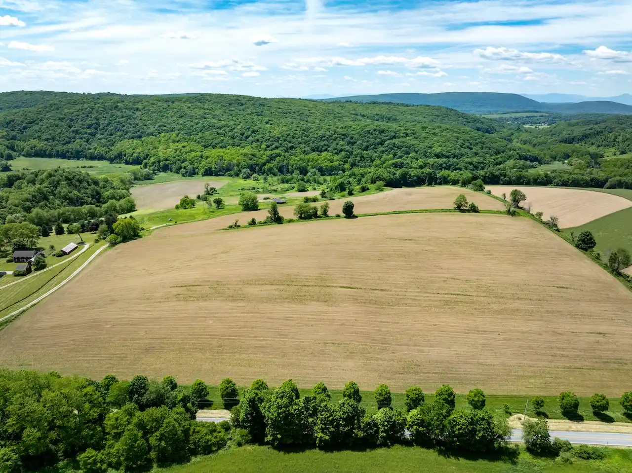 Shekomeko Valley: 150-acre Hudson Valley Estate Land – image 5