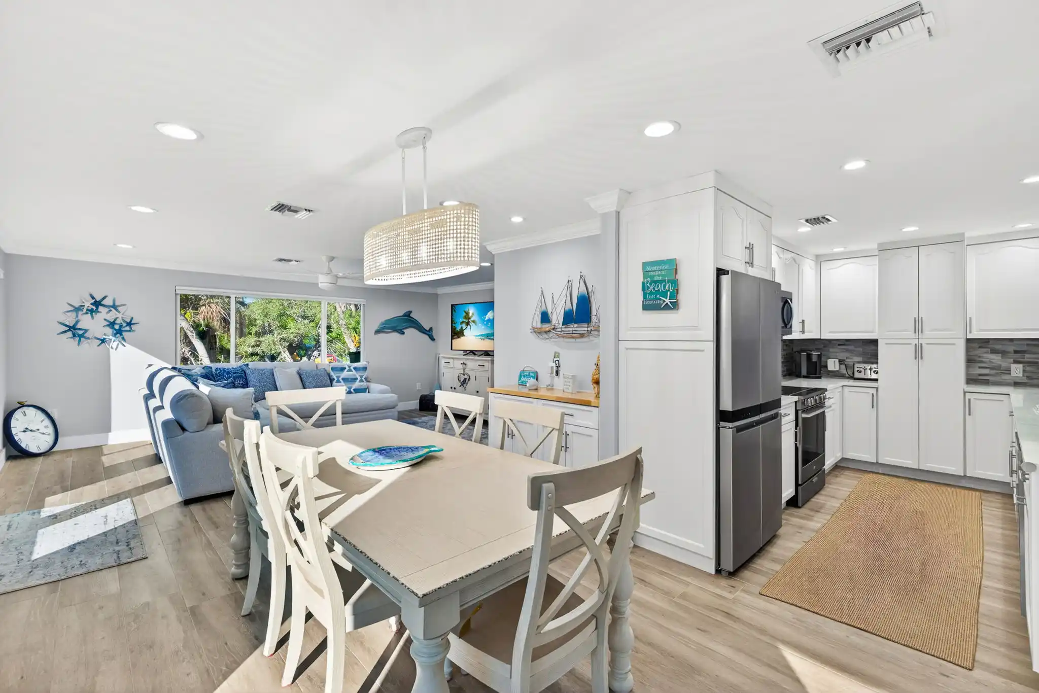 SANIBEL ISLAND BEACH COTTAGE "PENDING" – image 11