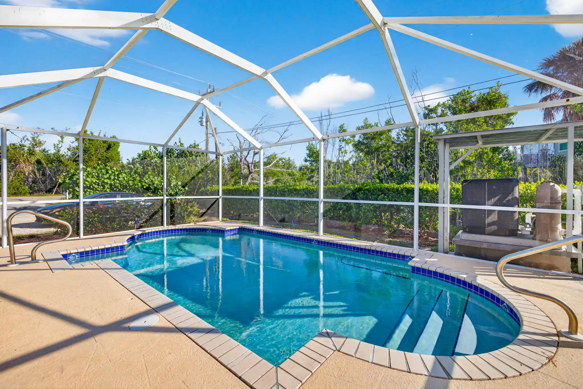 SANIBEL ISLAND BEACH COTTAGE "PENDING" – image 24