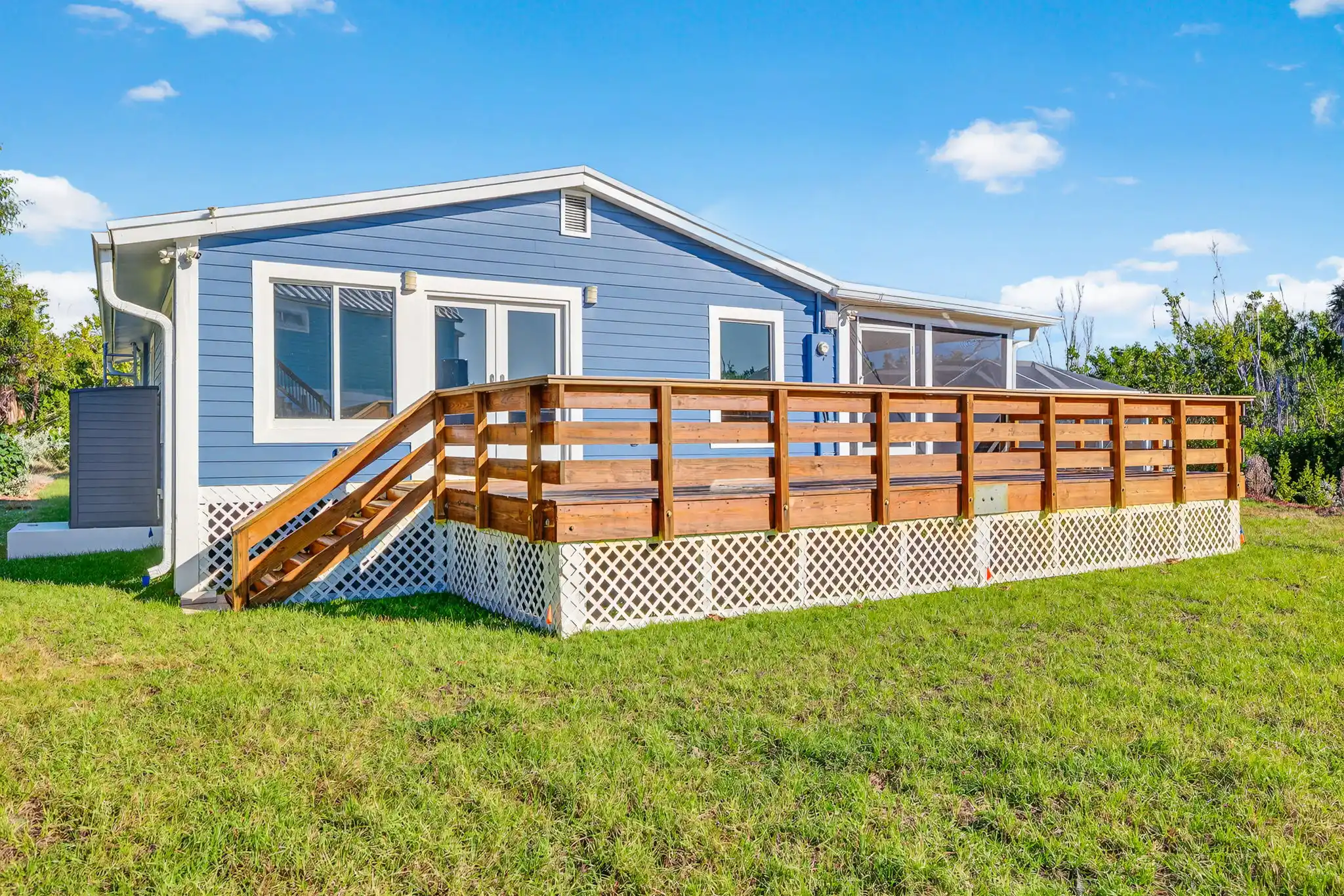 SANIBEL ISLAND BEACH COTTAGE "PENDING" – image 25