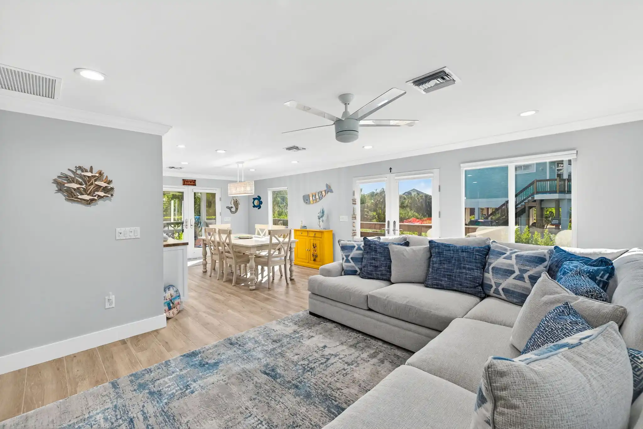 SANIBEL ISLAND BEACH COTTAGE "PENDING" – image 6