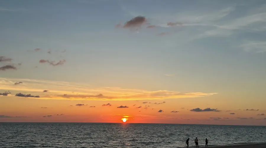 1825 Middle Gulf Drive, Sanibel, Florida, 33957, United States, 3 Bedrooms Bedrooms, 11 Rooms Rooms,2 BathroomsBathrooms,Residential,For Sale,Middle Gulf,1692345