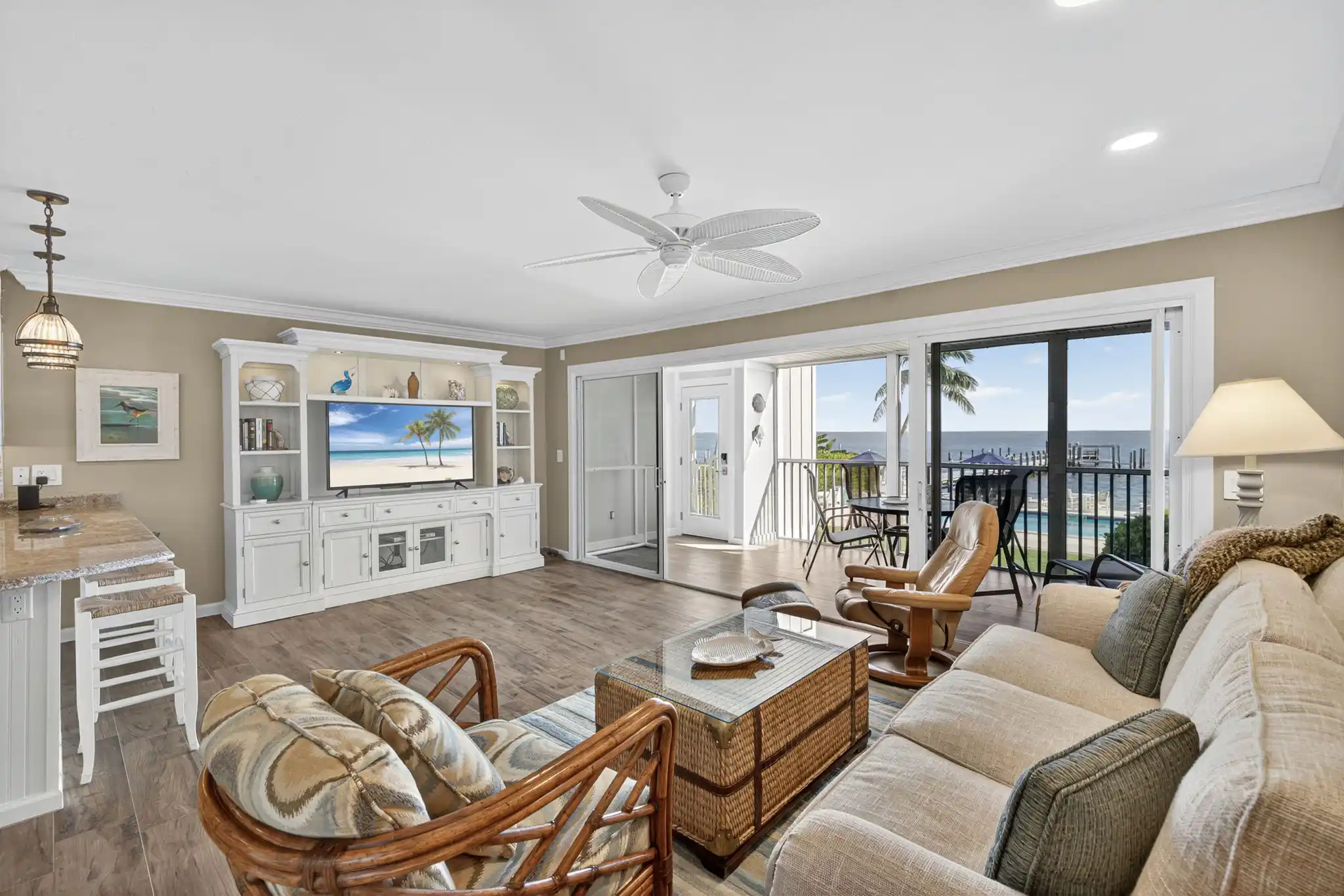 CAPTIVA HIDE-A-WAY – BOATER’S PARADISE – image 6
