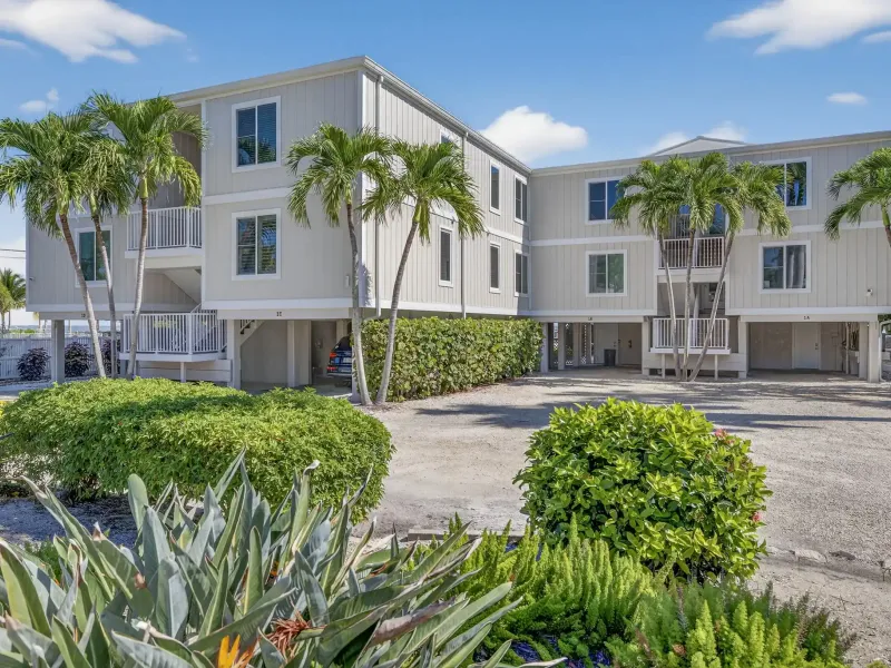 CAPTIVA HIDE-A-WAY – BOATER’S PARADISE – image 4