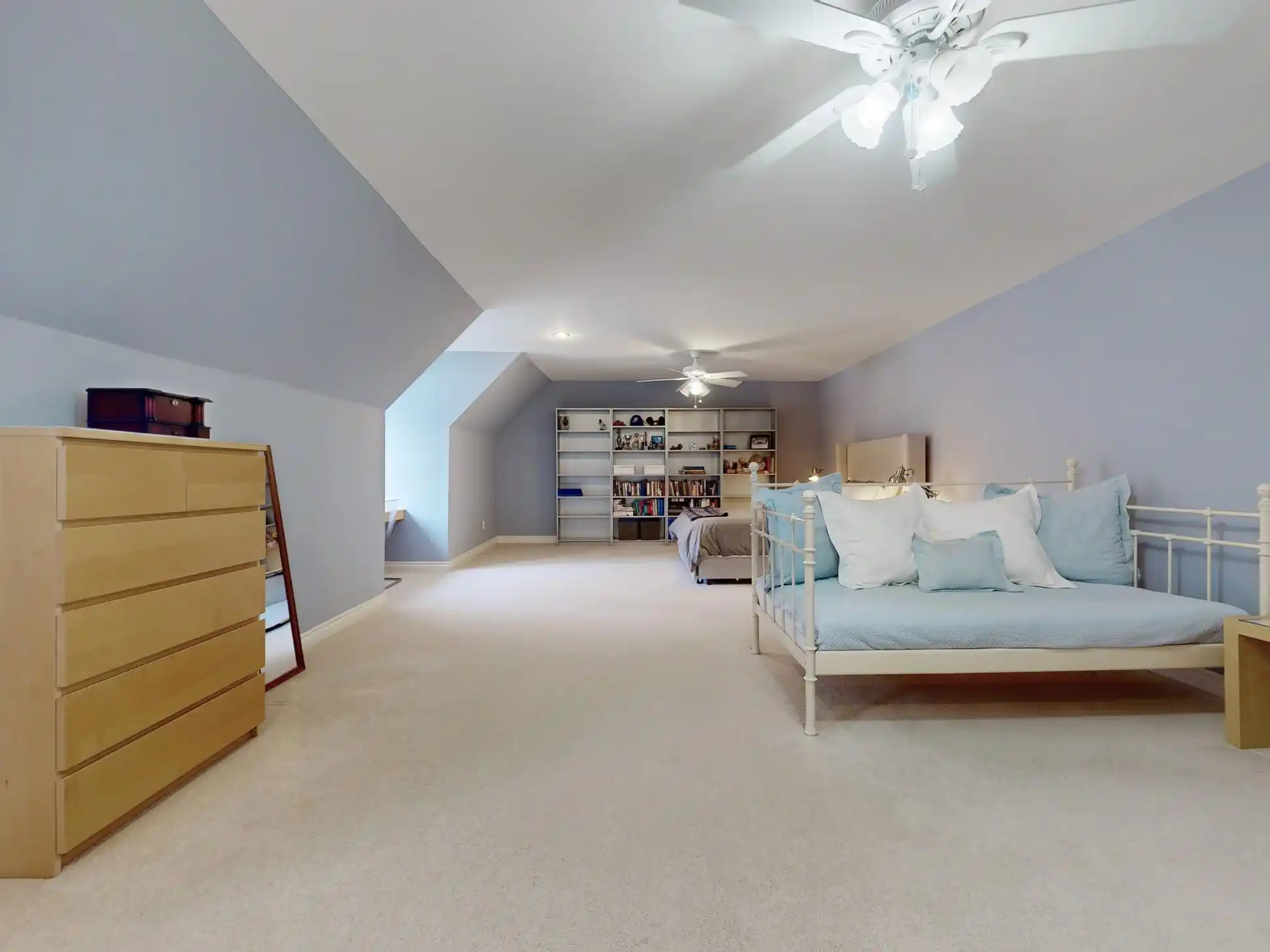 544 Woodland Acres Cres – image 26