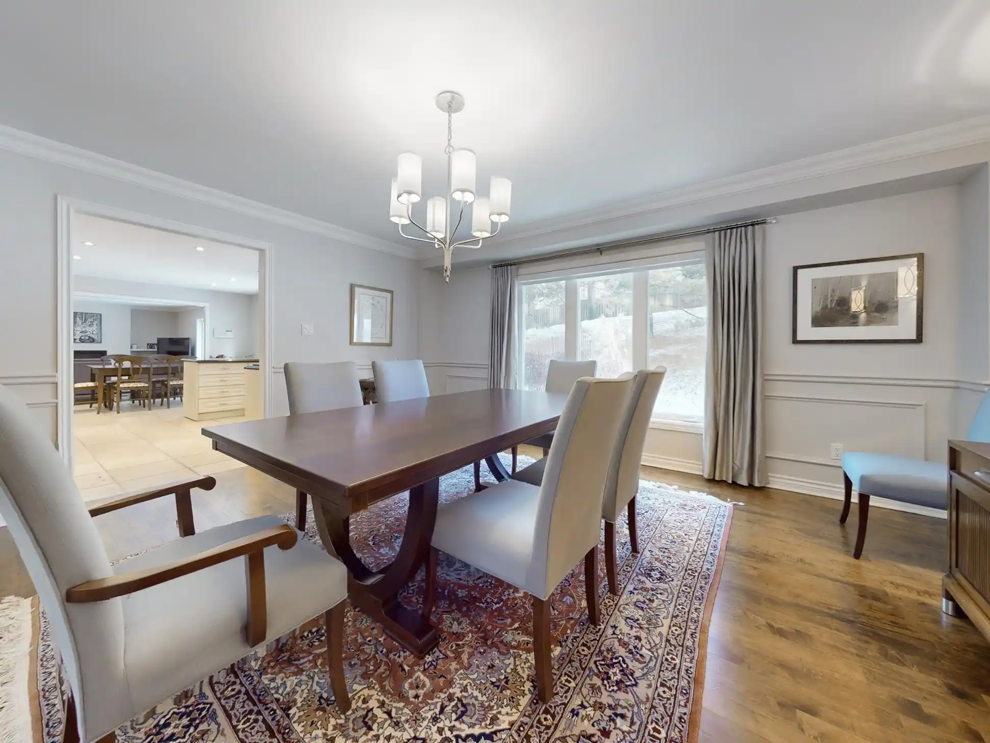 544 Woodland Acres Cres – image 7