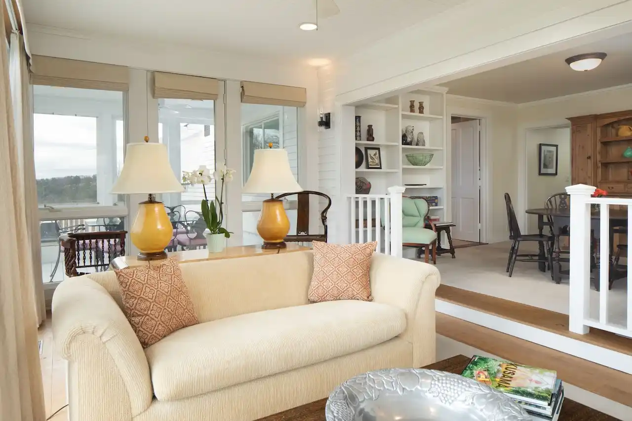 Classic American Farmhouse With Epic Views – image 13