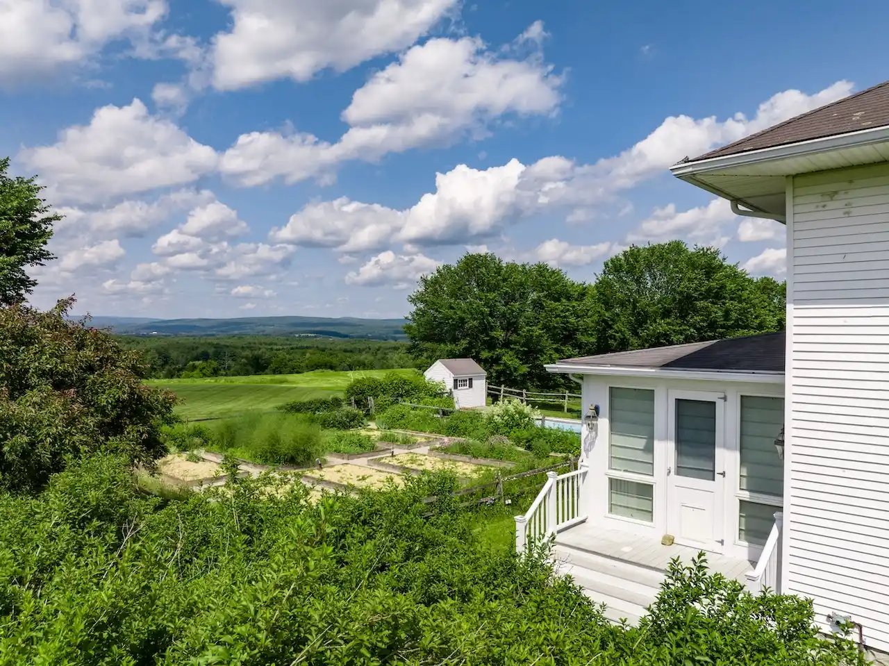 Classic American Farmhouse With Epic Views – image 38