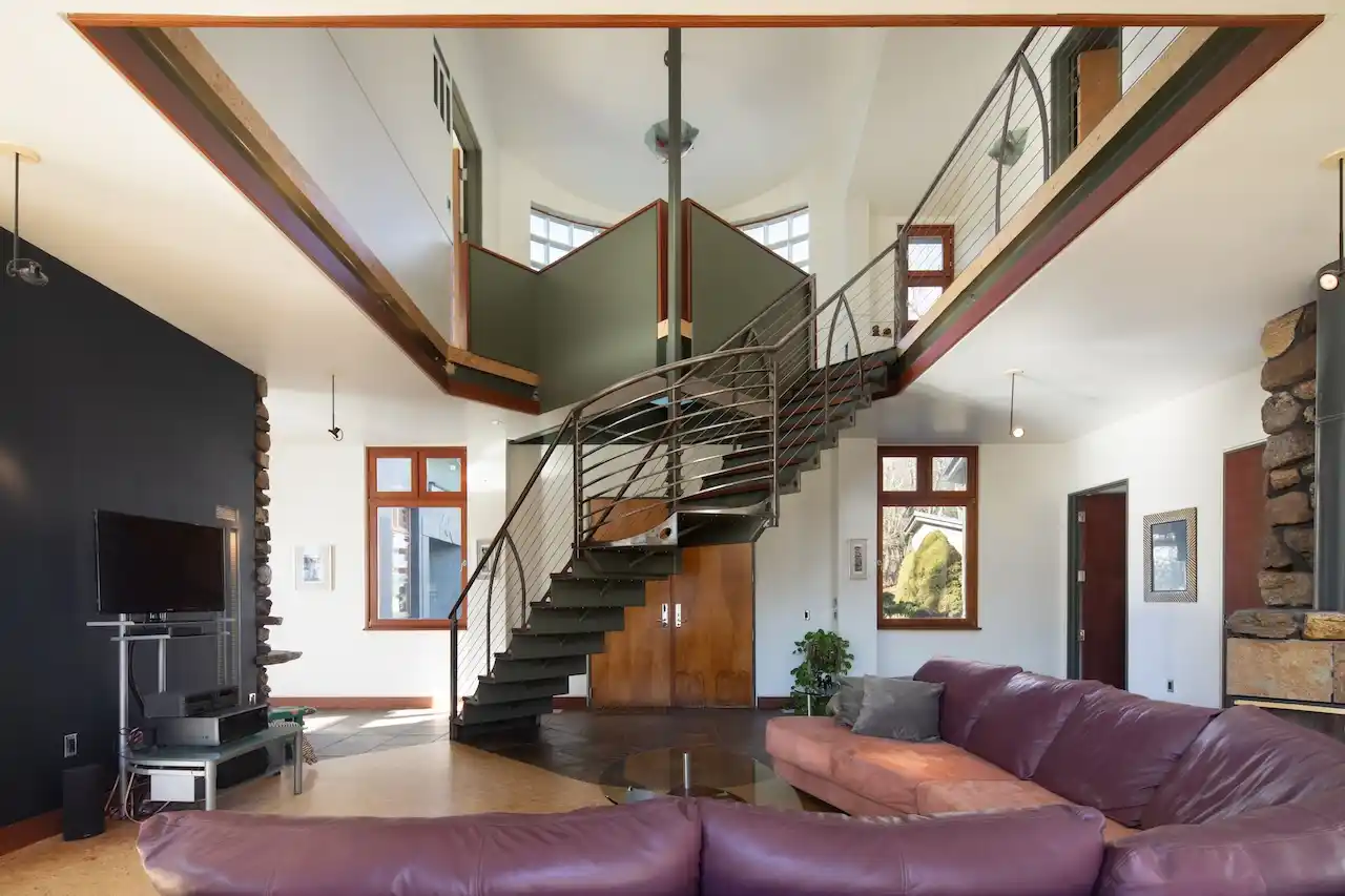 Sustainable Living High Above The Farmington Valley – image 5