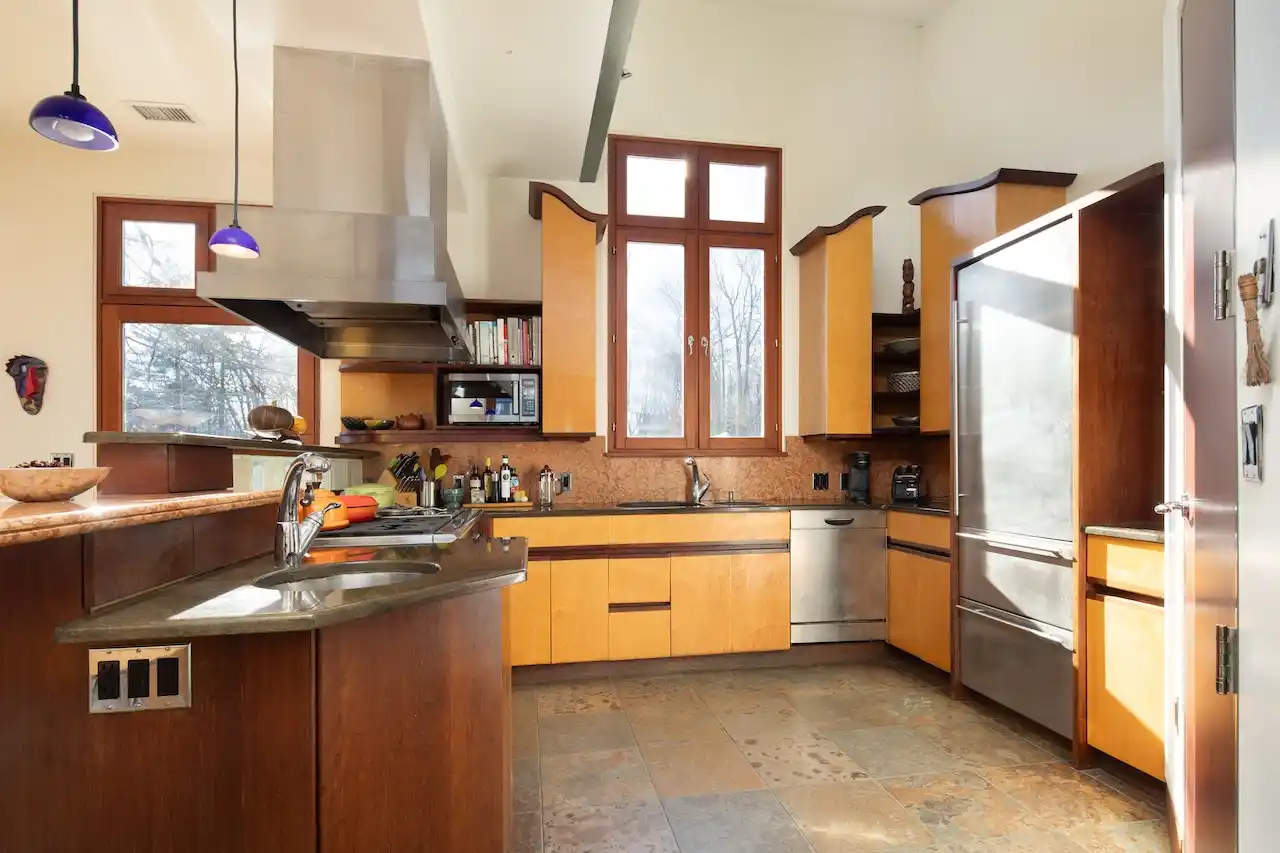 Sustainable Living High Above The Farmington Valley – image 12