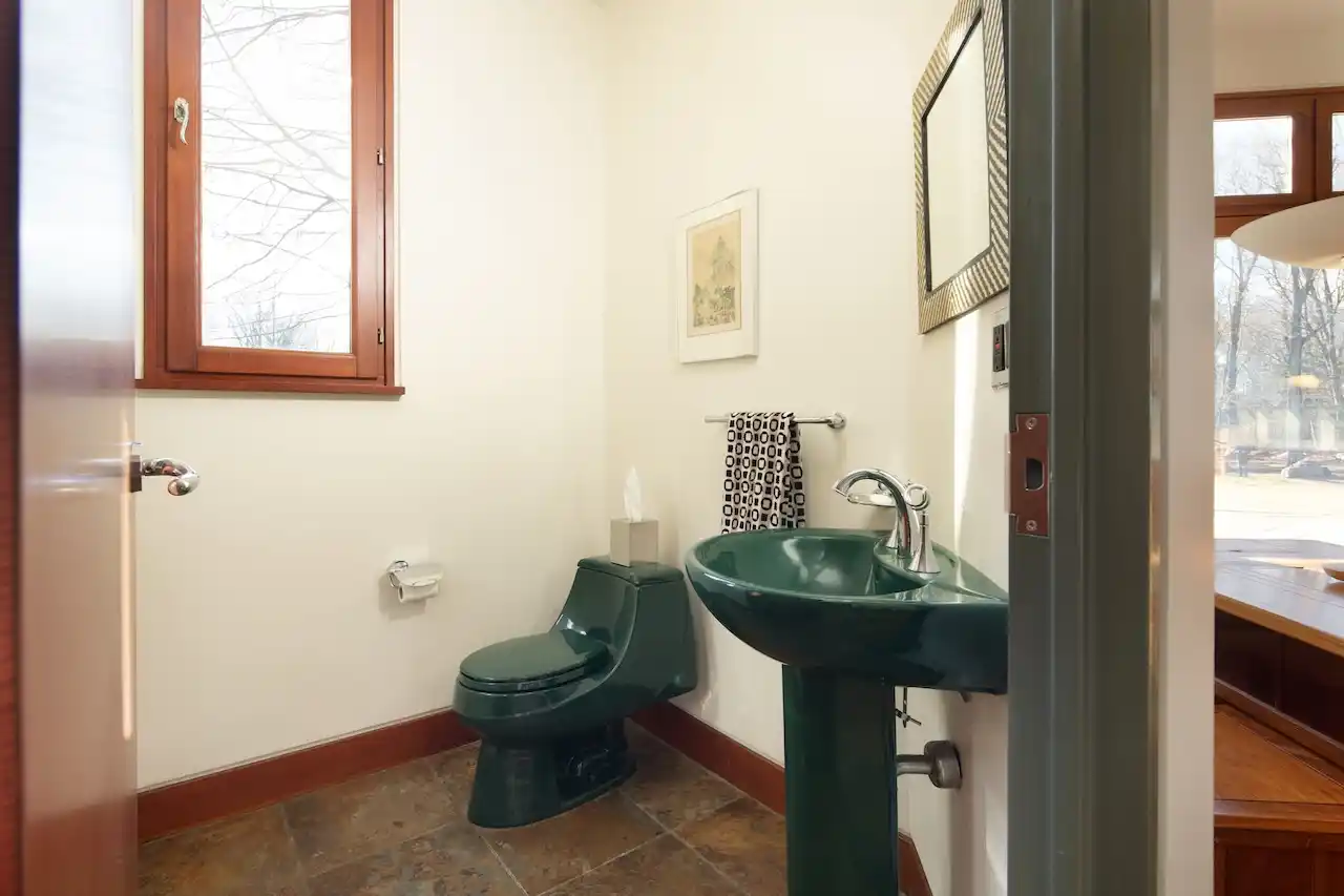 Sustainable Living High Above The Farmington Valley – image 20