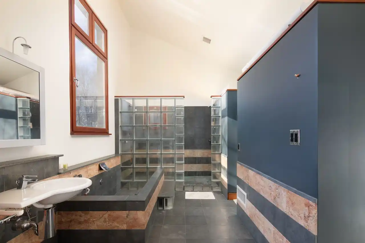Sustainable Living High Above The Farmington Valley – image 27
