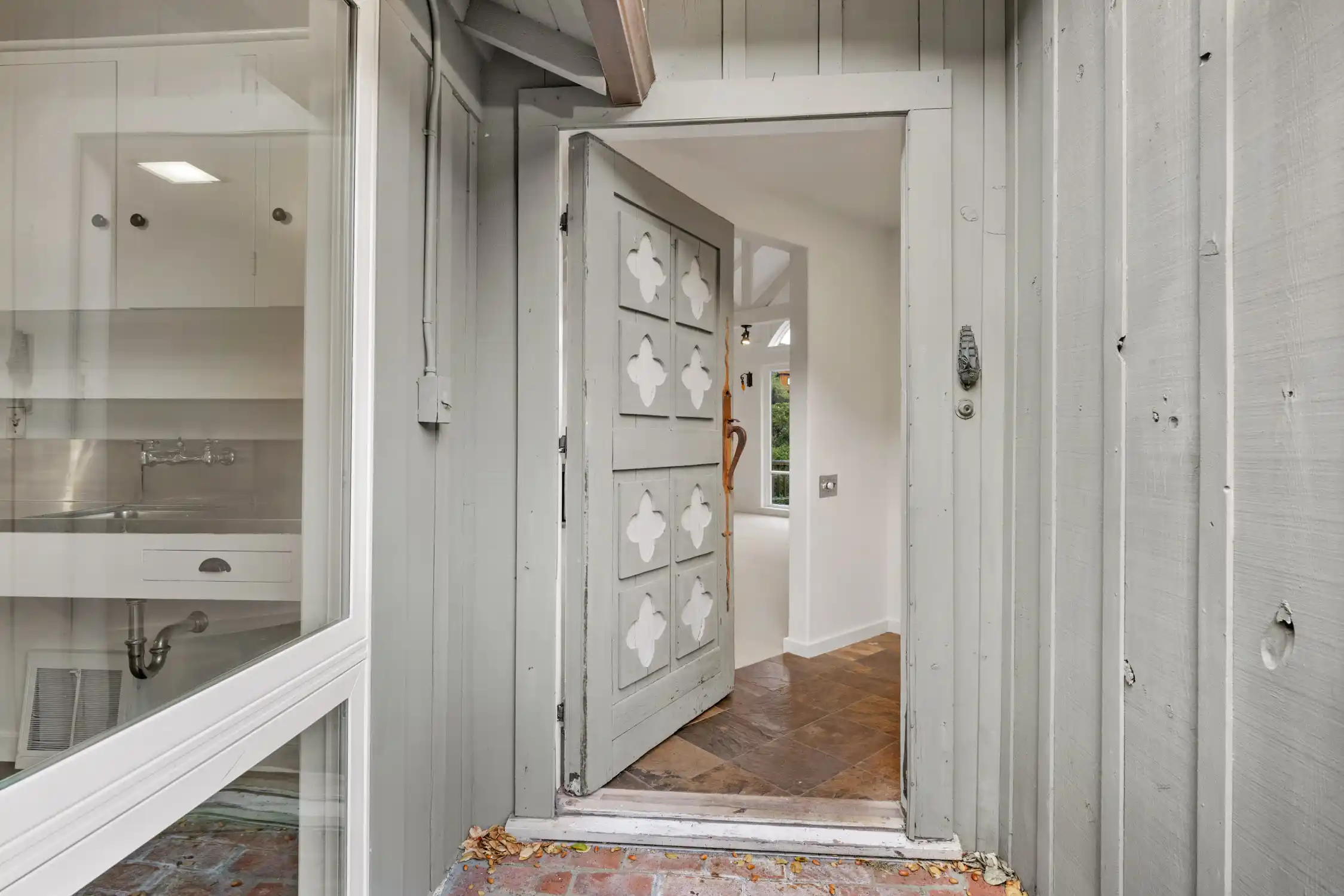 One-of-a-kind fourplex – image 11
