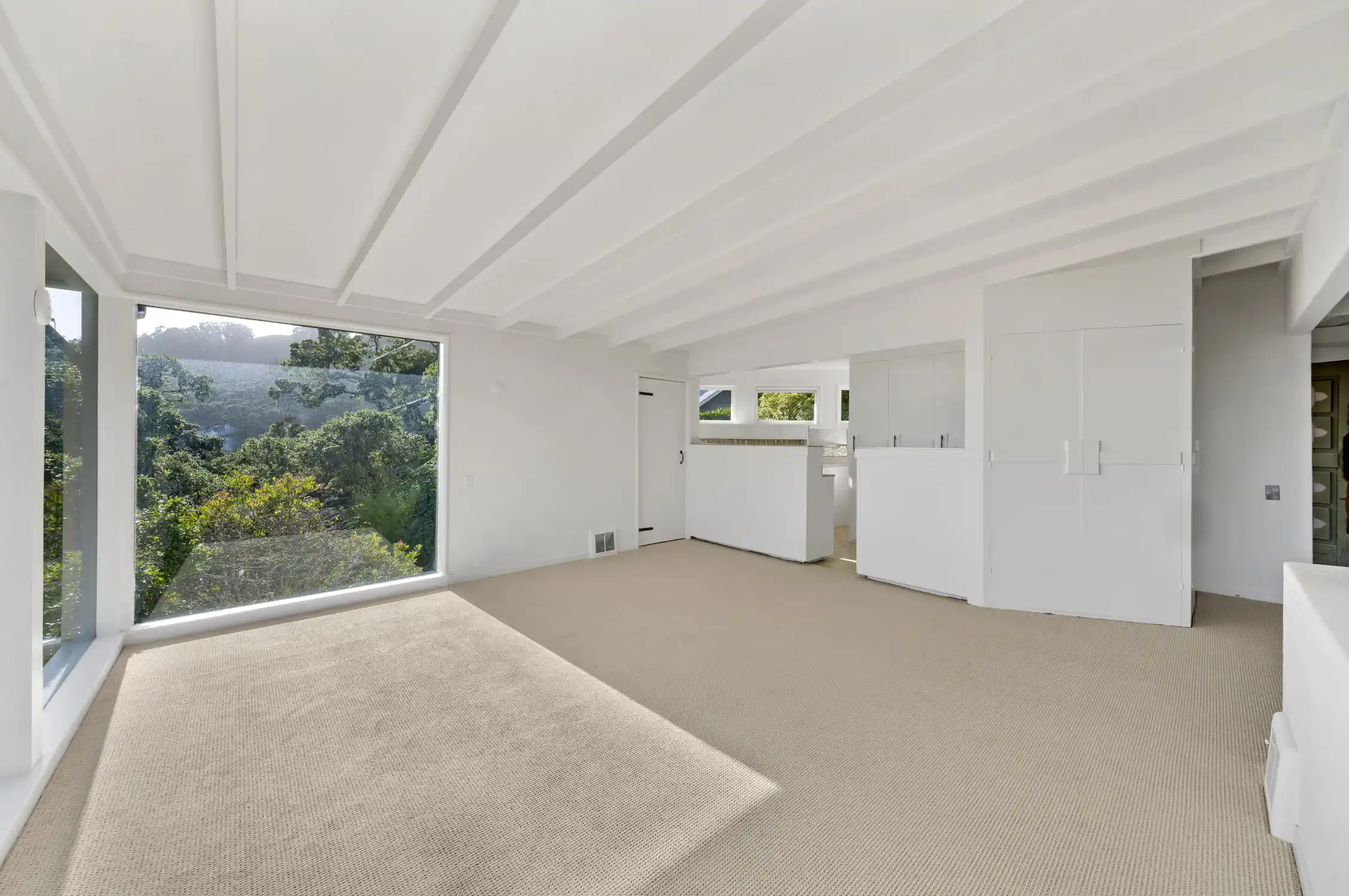 One-of-a-kind fourplex – image 18