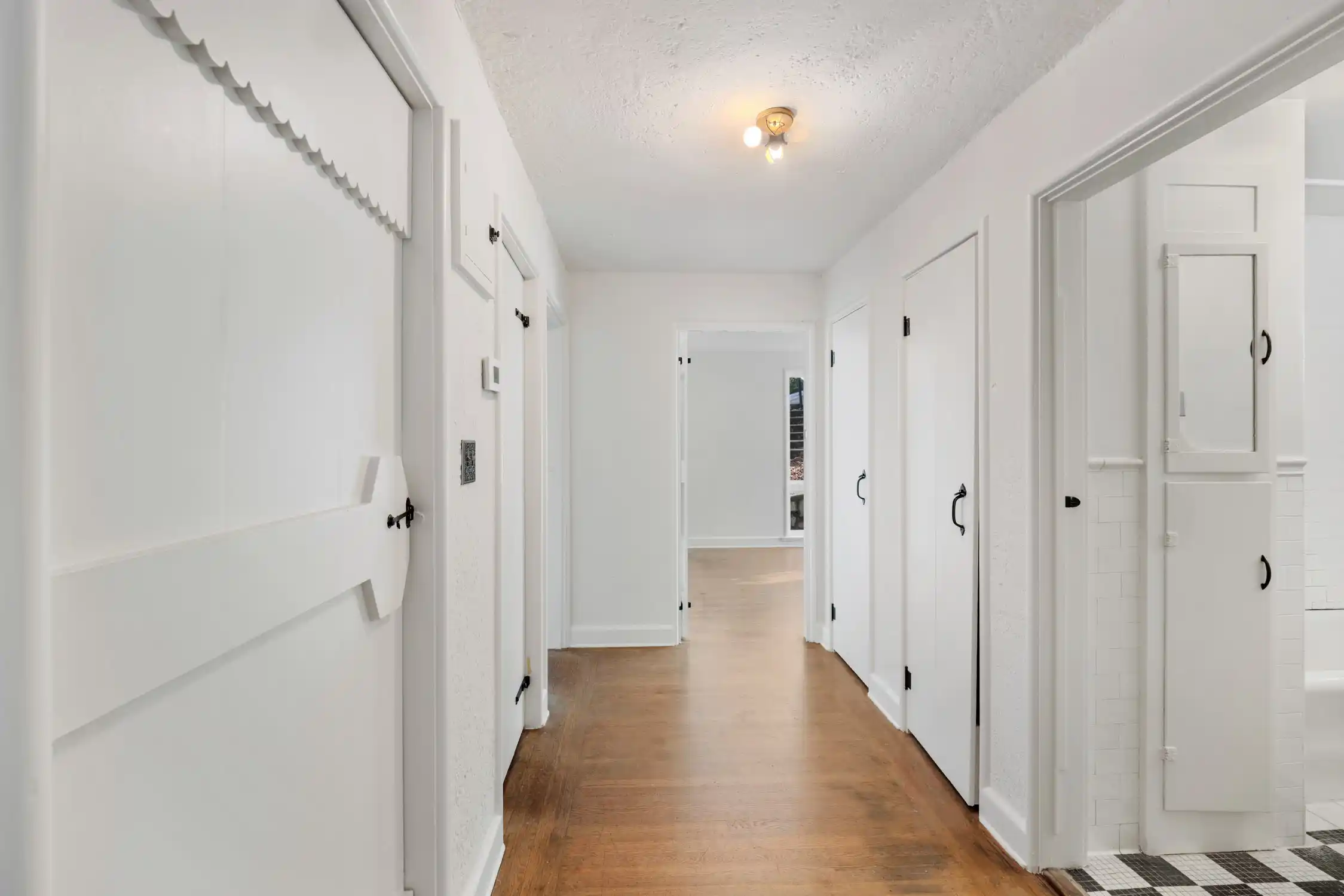 One-of-a-kind fourplex – image 24
