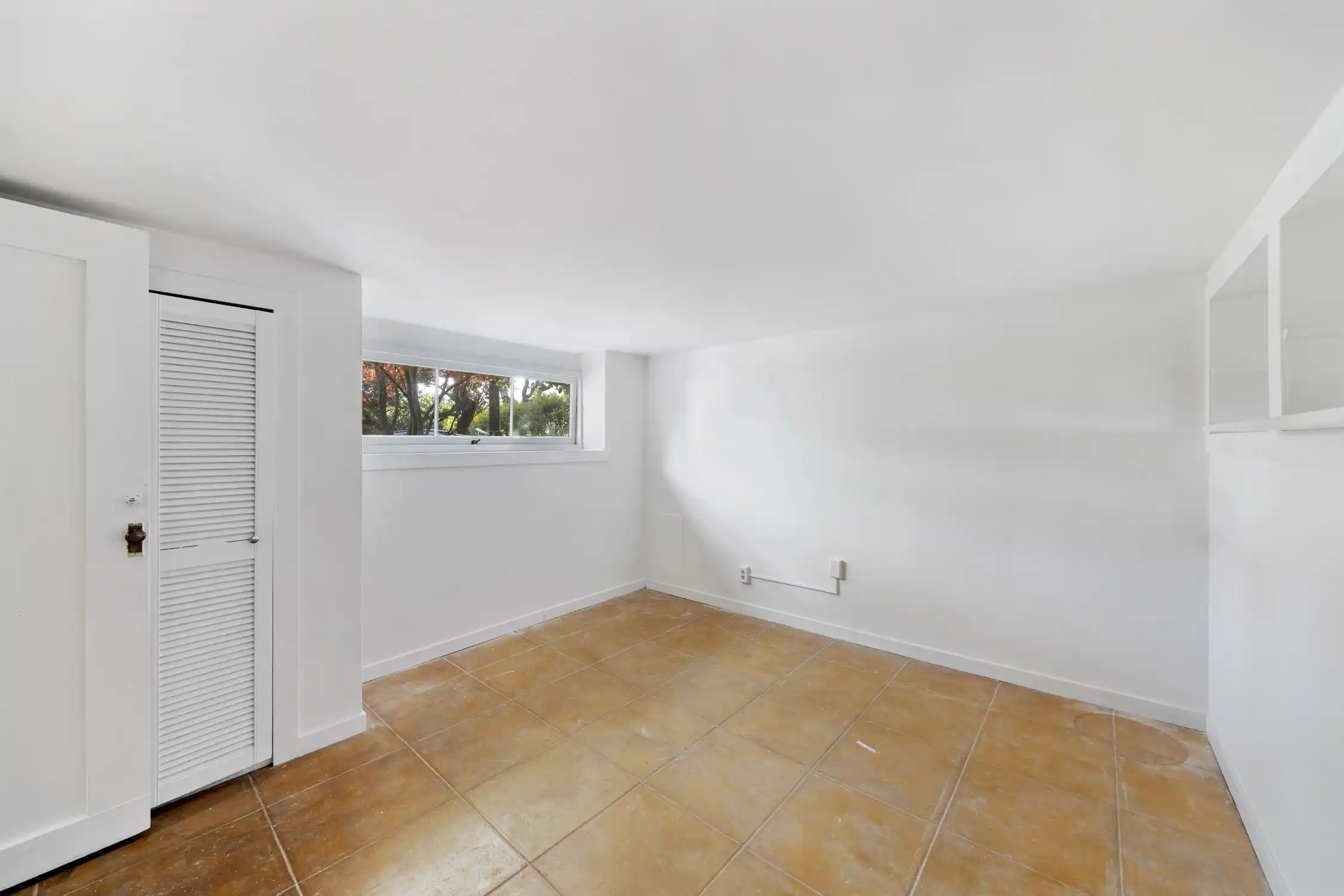 One-of-a-kind fourplex – image 30