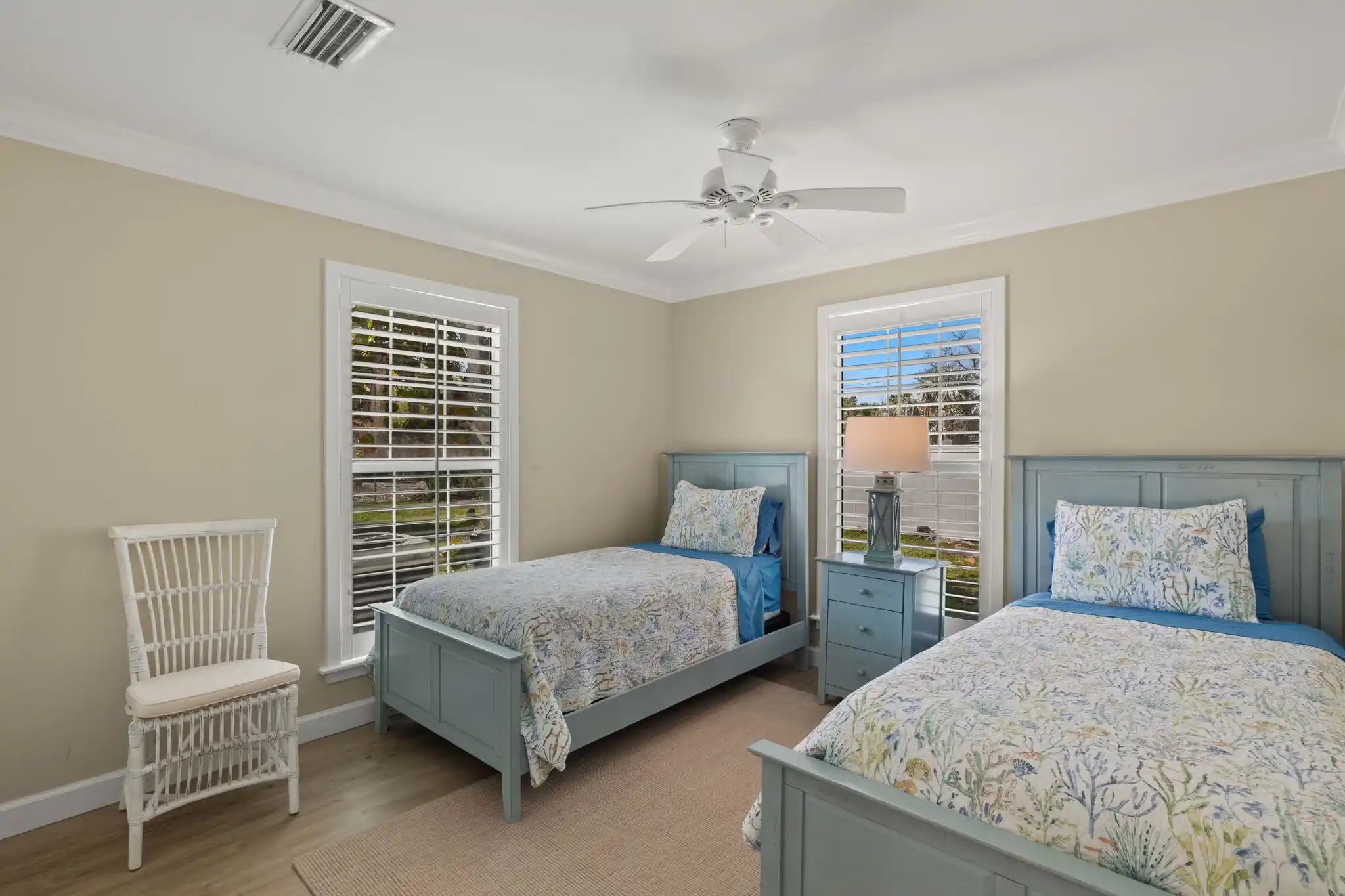 BUTTONWOOD BEACH COTTAGE "PENDING" – image 23