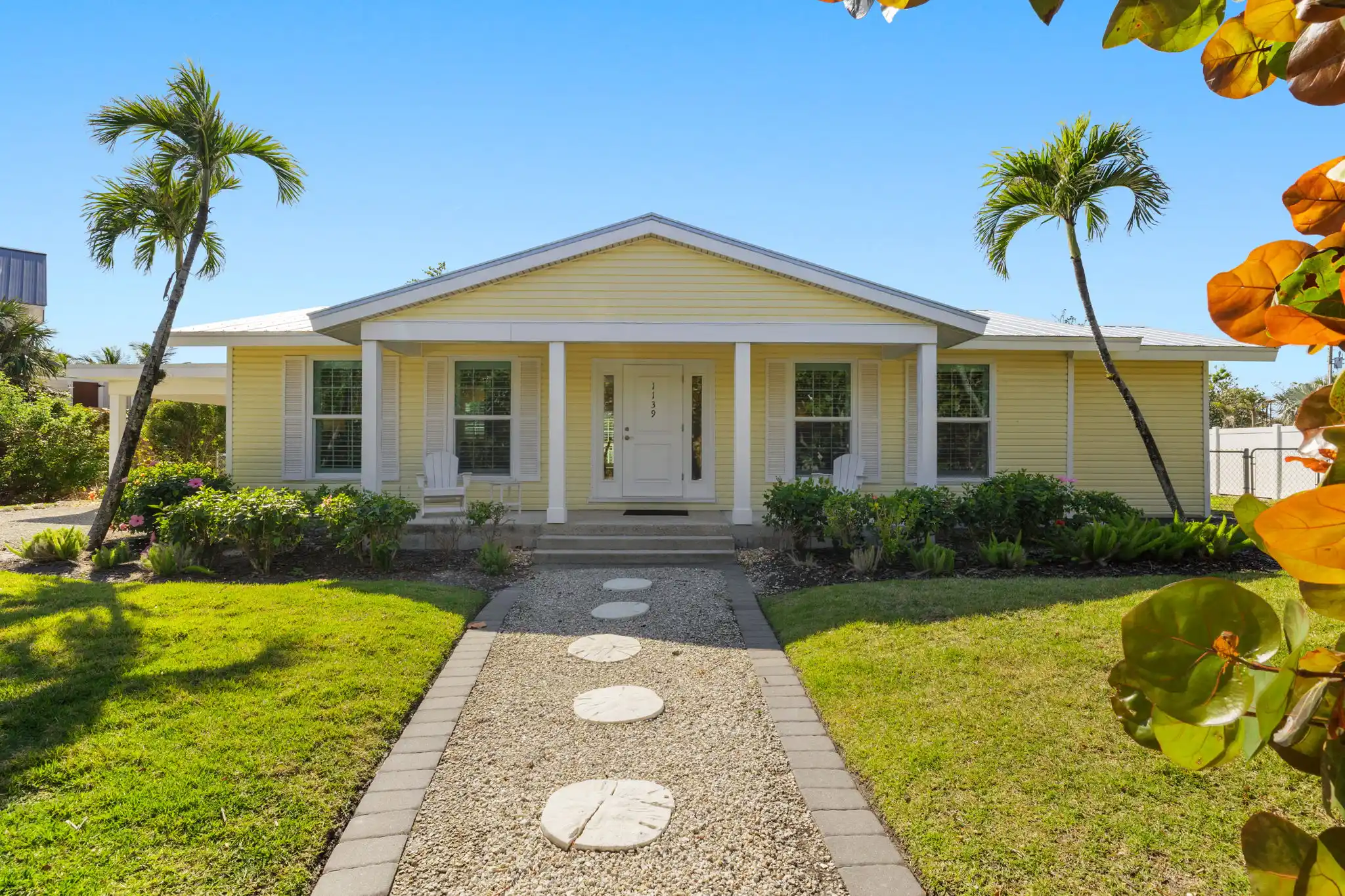 BUTTONWOOD BEACH COTTAGE "PENDING" – image 4