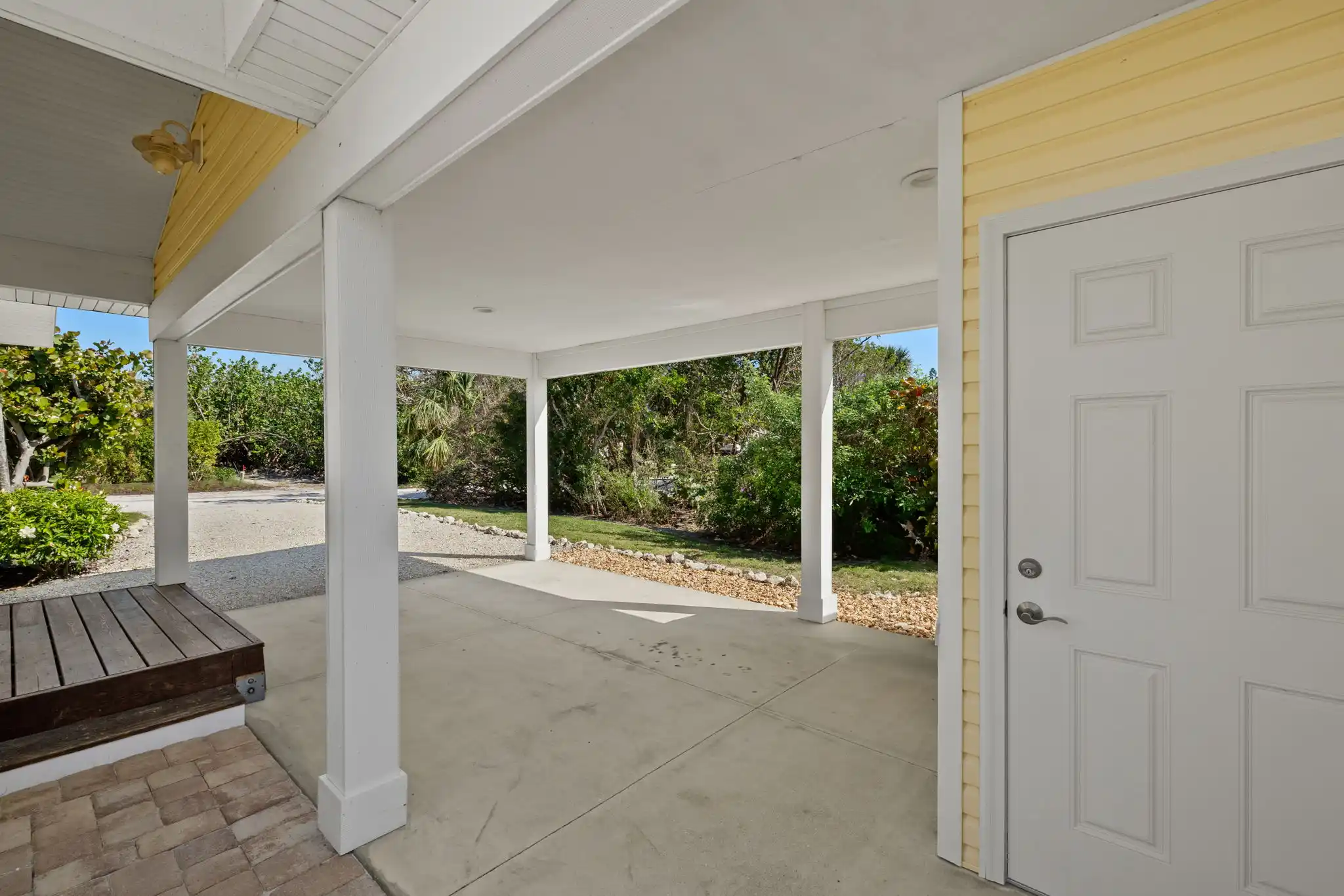 BUTTONWOOD BEACH COTTAGE "PENDING" – image 31