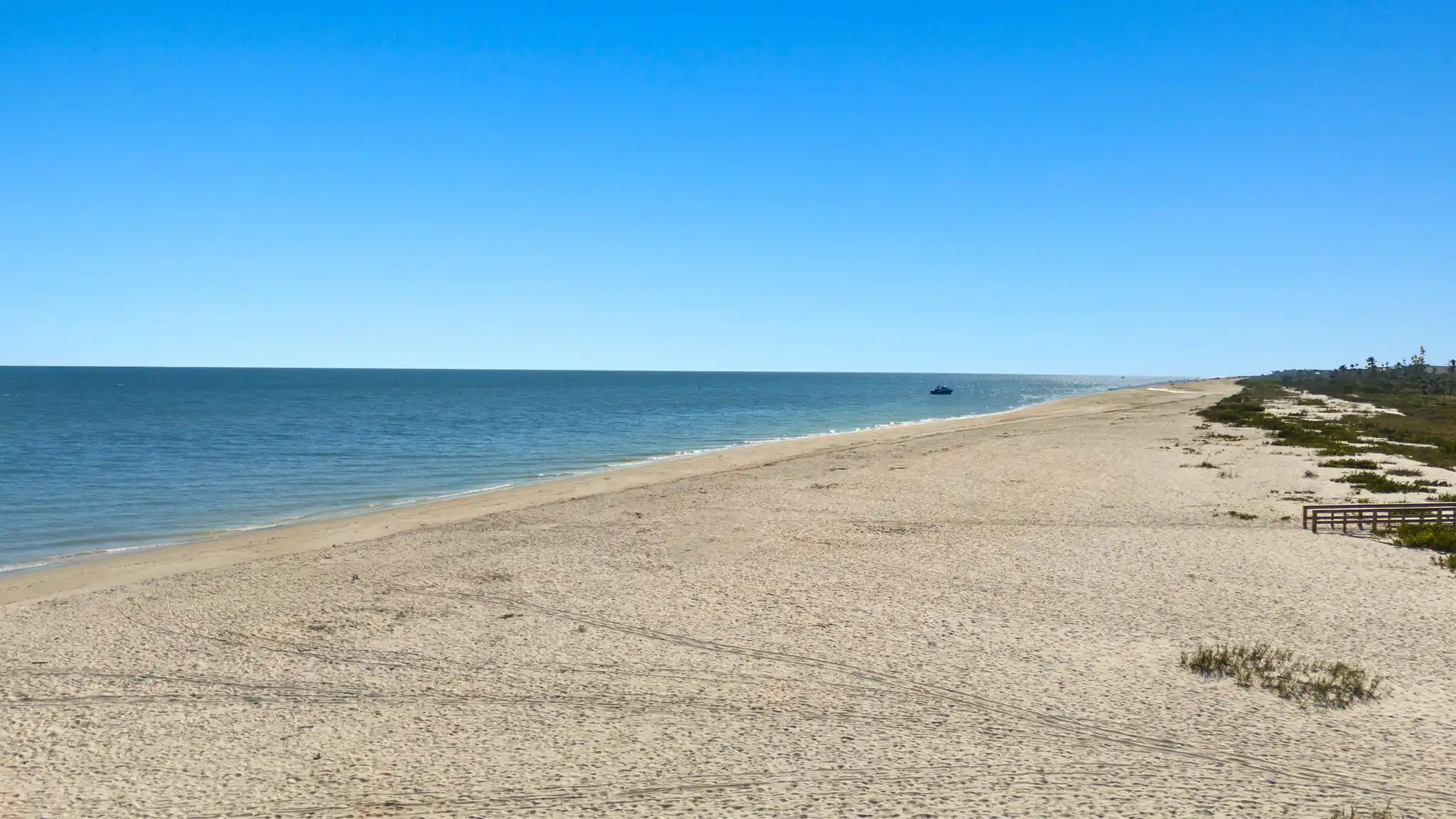 BUTTONWOOD BEACH COTTAGE "PENDING" – image 36