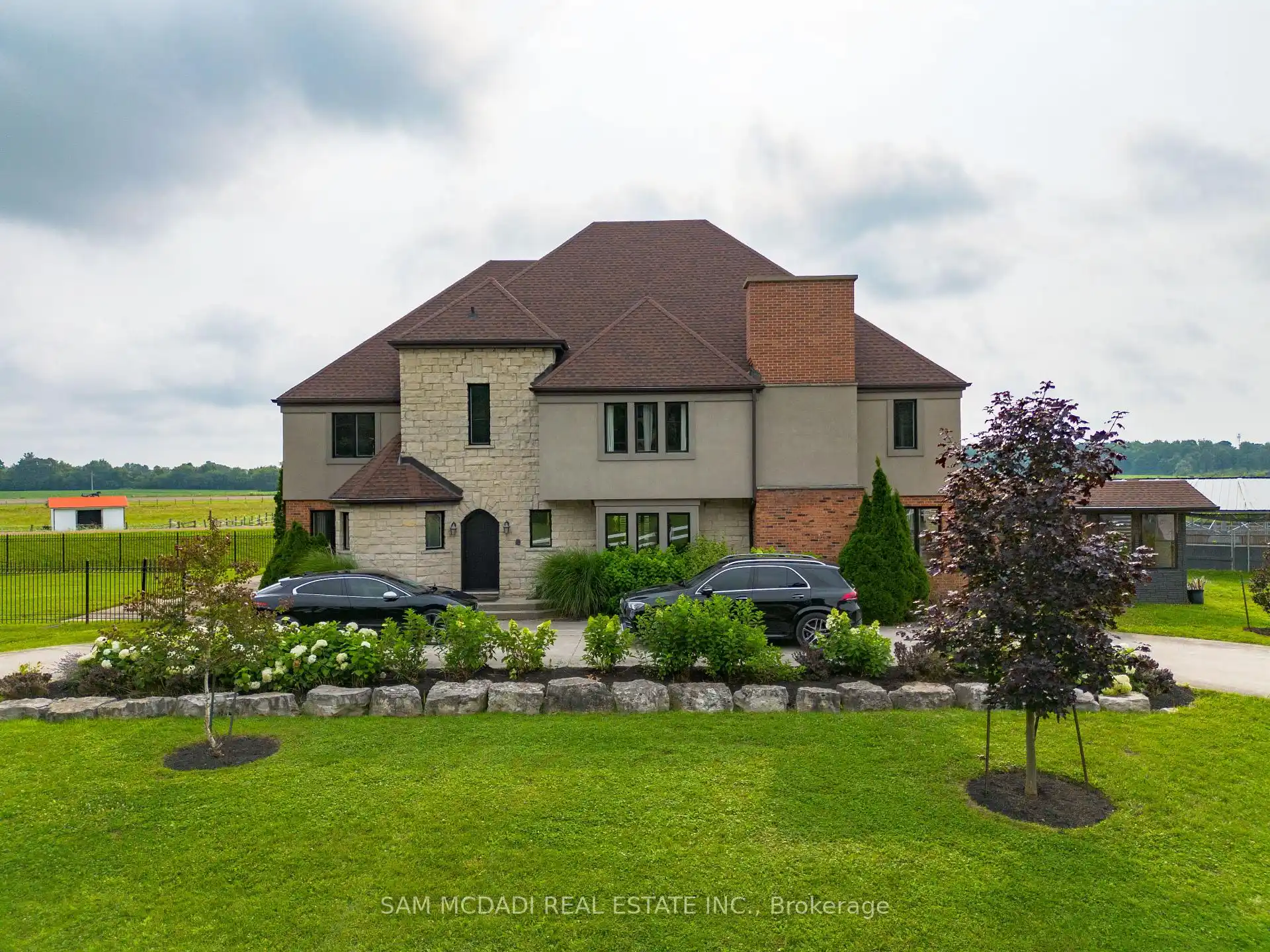1046 Concession 6 Road W, Hamilton (X12813514) – image 4
