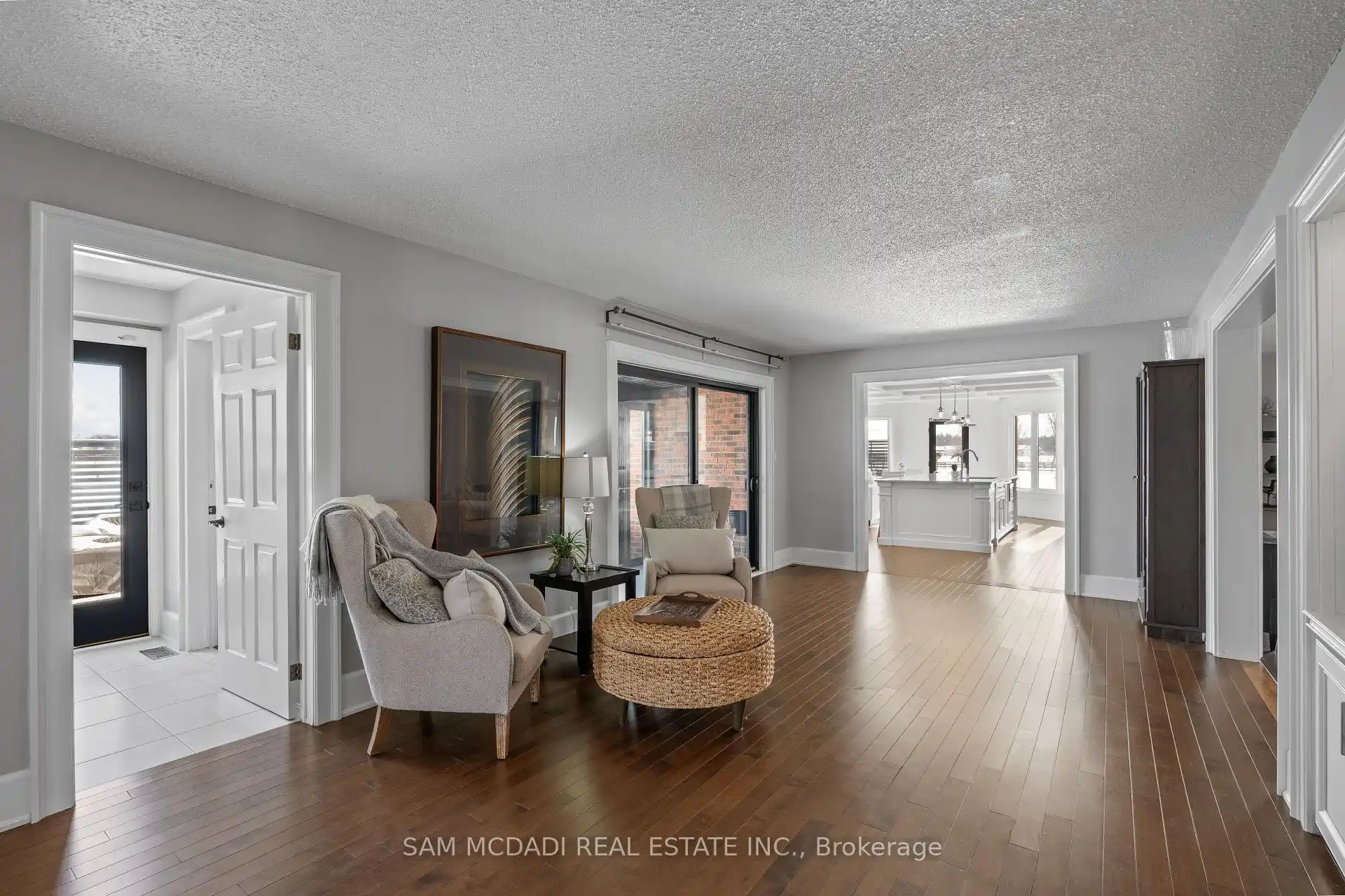 1046 Concession 6 Road W, Hamilton (X12813514) – image 8