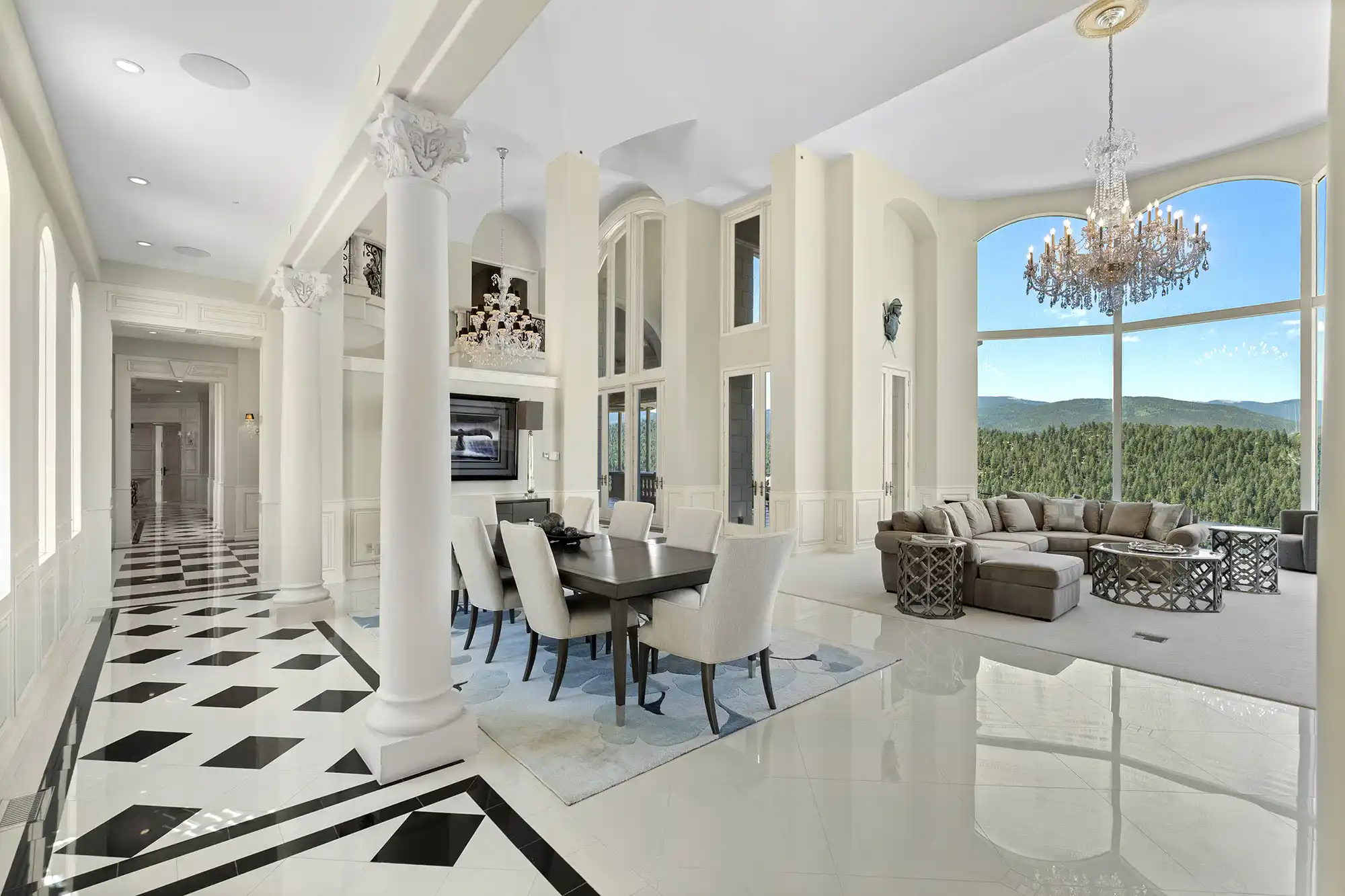 Versailles-Inspired Château with Stunning Mountain Views – image 20