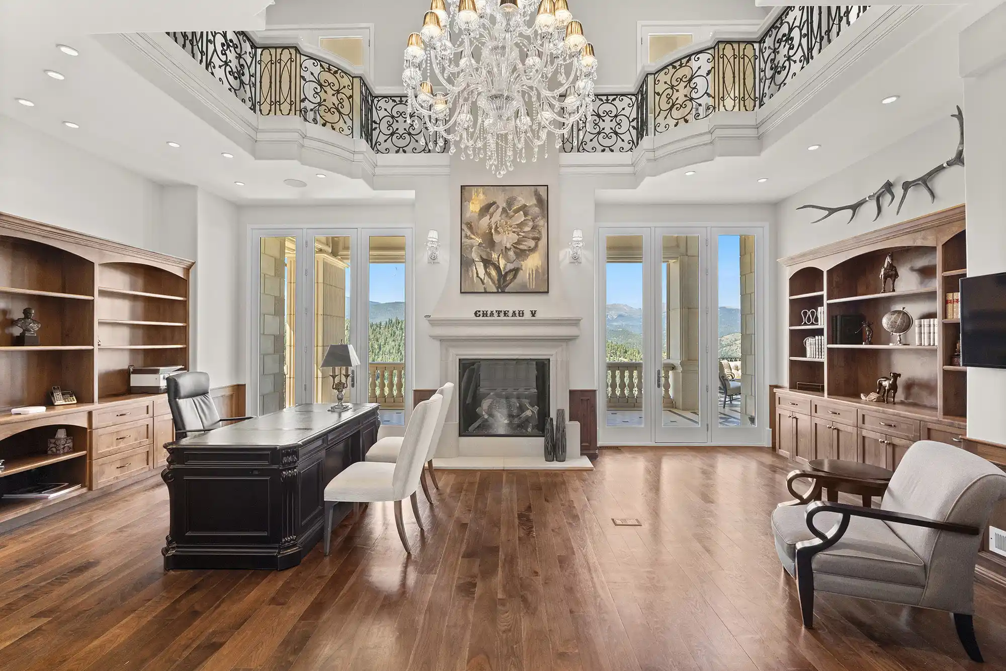 Versailles-Inspired Château with Stunning Mountain Views – image 24