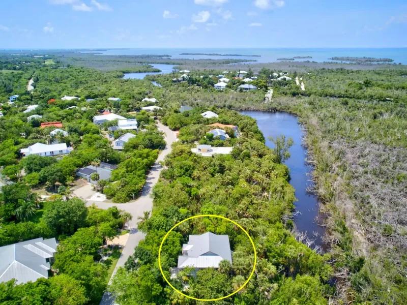 SANIBEL BAYOUS BEAUTY – image 36