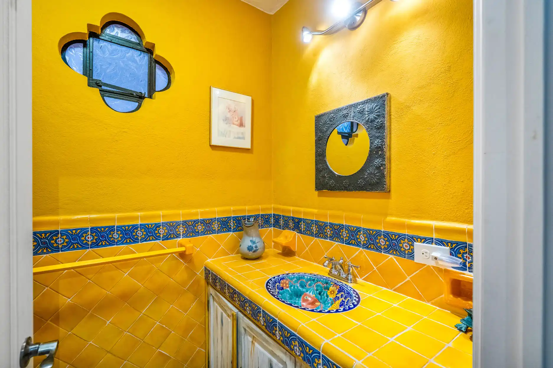 Casa Purple Rain – image 15