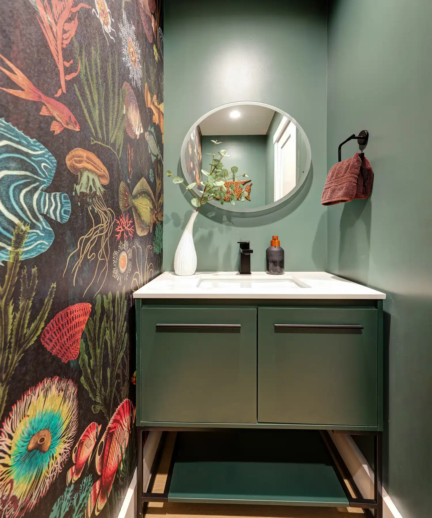 BEAUTIFULLY UPDATED – image 15