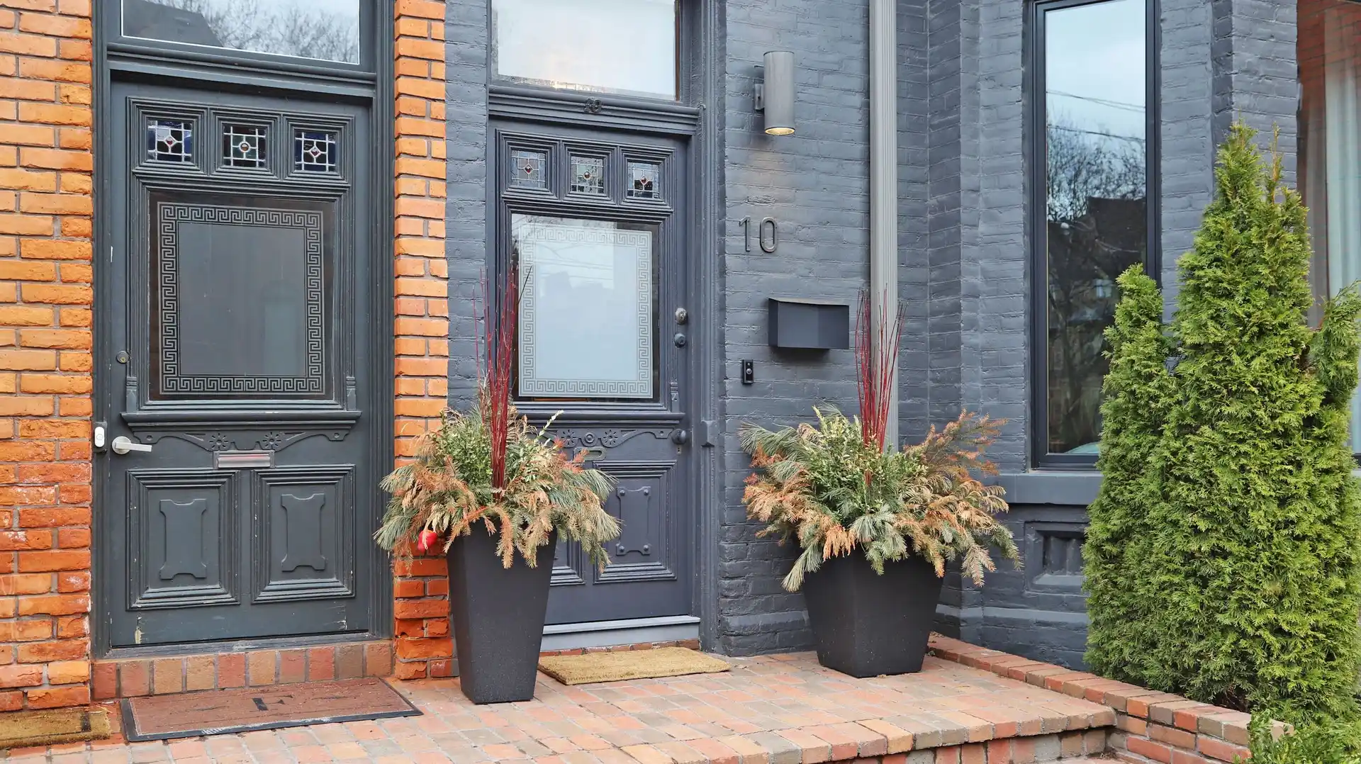10 Webster Ave – image 1