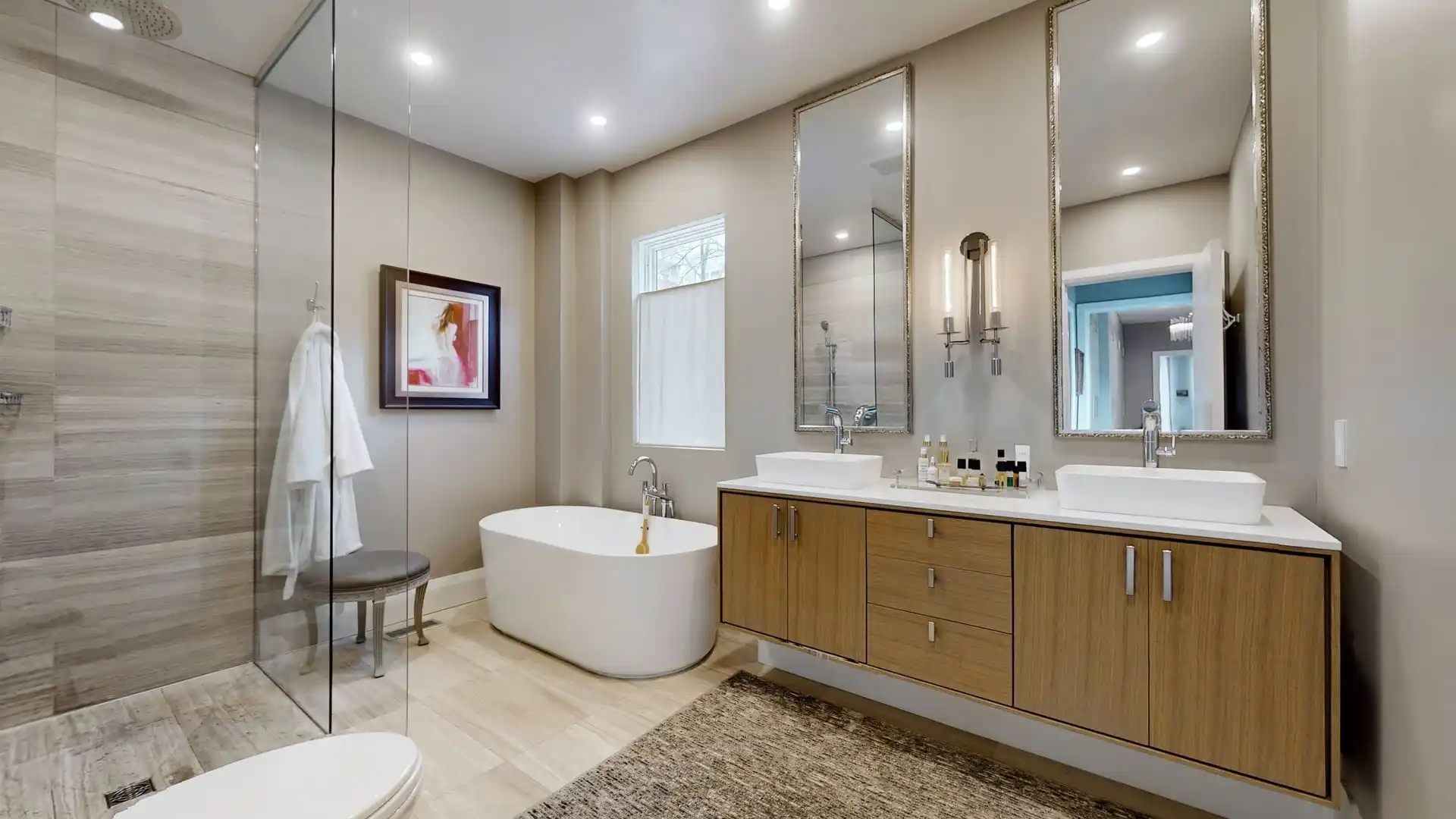 10 Webster Ave – image 21