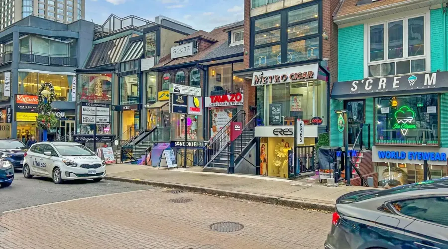 10 Webster Ave, Toronto, Ontario, Canada, 3 Bedrooms Bedrooms, ,3 BathroomsBathrooms,Residential,For Sale,Webster,1757647