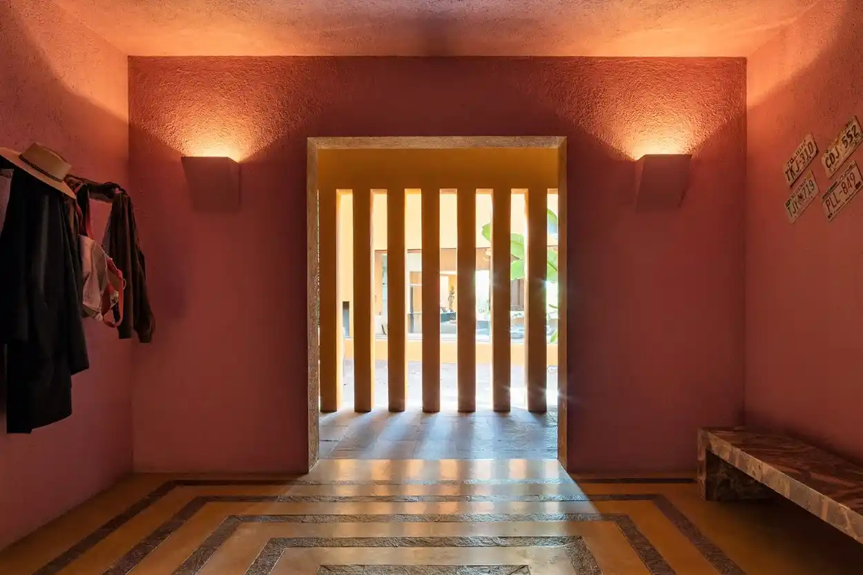 Casa Legorreta – image 36