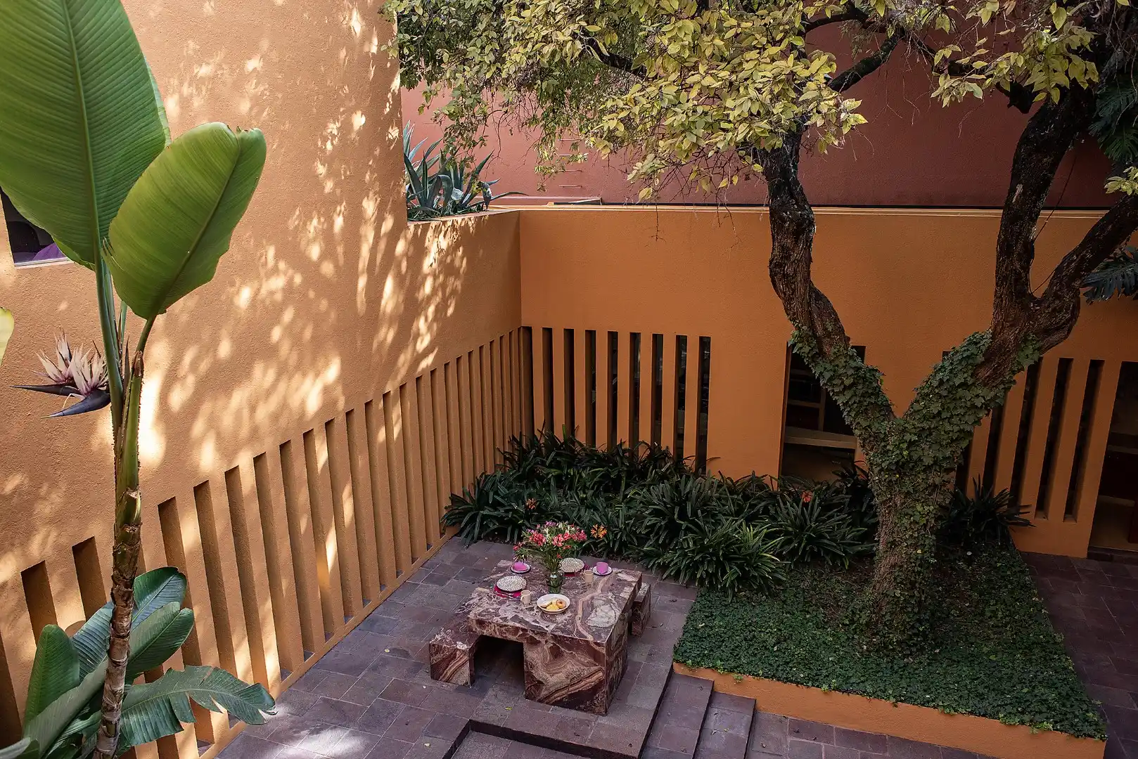 Casa Legorreta – image 8