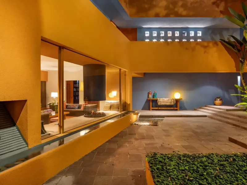 Casa Legorreta – image 4