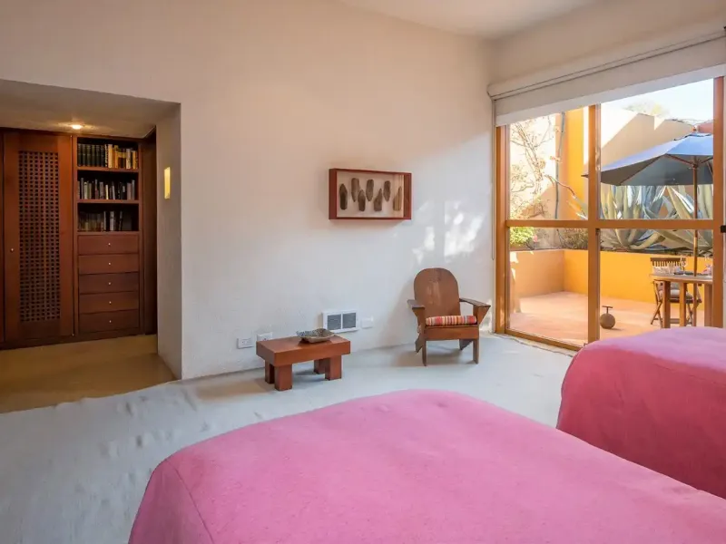Casa Legorreta – image 52