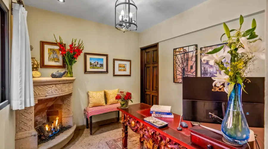 San Miguel de Allende, Mexico, 4 Bedrooms Bedrooms, ,4 BathroomsBathrooms,Residential,Pending,1768973