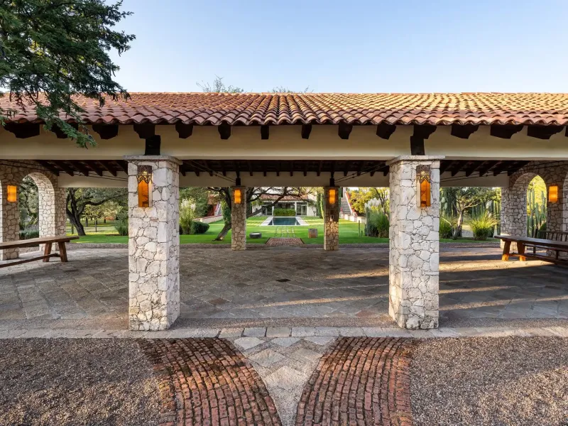 Rancho Las Sabinas – image 19