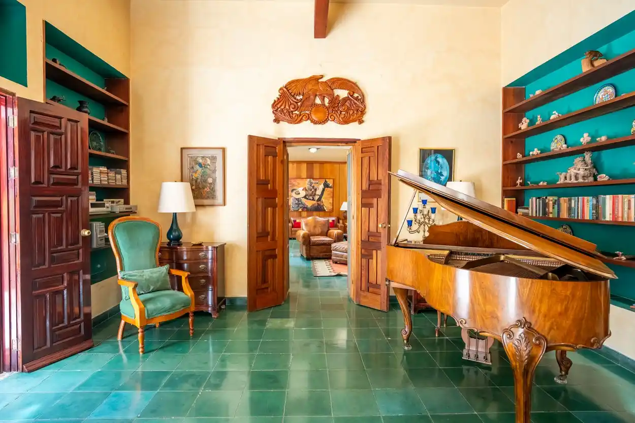 Historic Casa Carolina – image 22