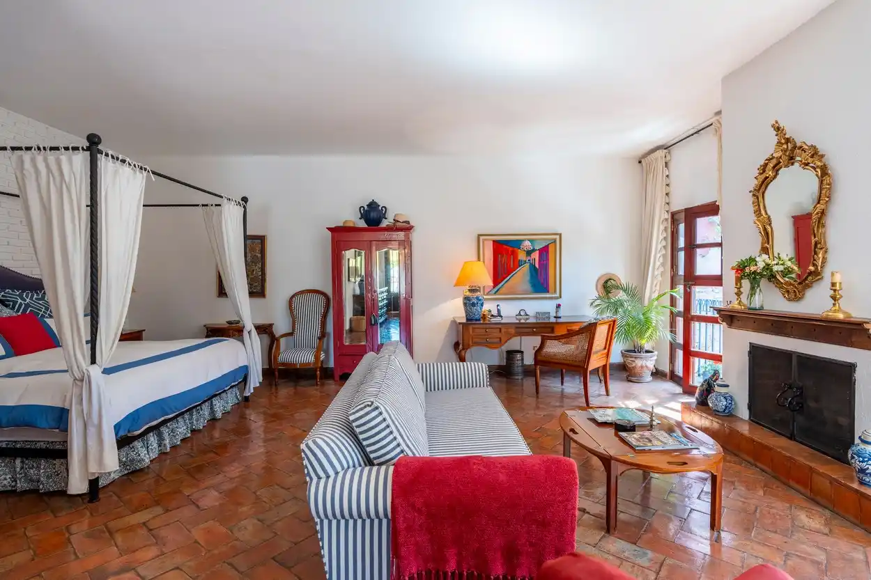 Historic Casa Carolina – image 28